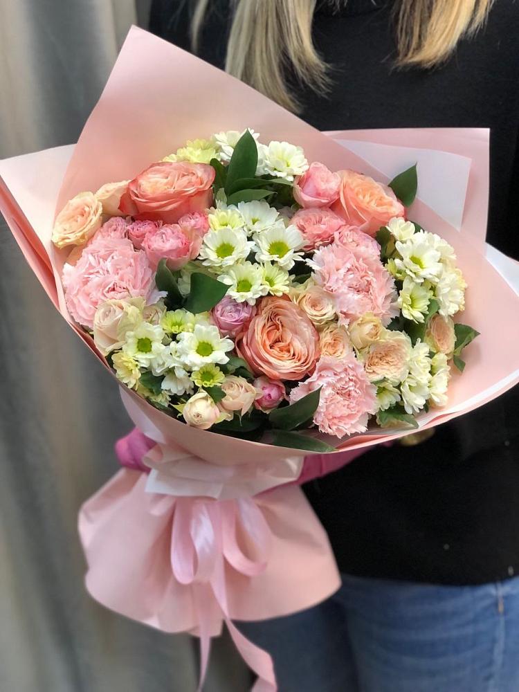 Букет цветов из: Гвоздики, Розы и Хризантемы в Карагайлинском