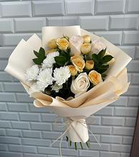 Букет цветов из:  Розы и Хризантемы в Карагайлинском