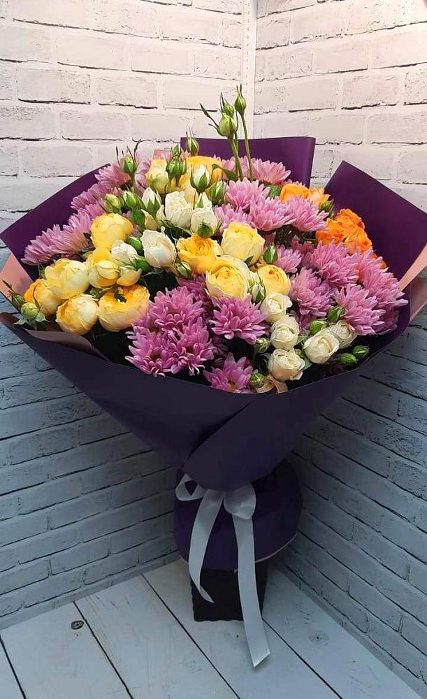 Букет цветов из: Хризантемы и Розы в Карагайлинском