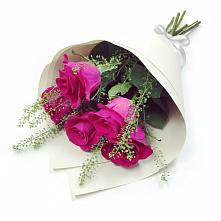 Букет цветов из:  Розы в Карагайлинском