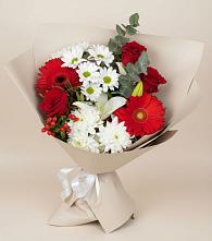Букет цветов из:  Розы, Хризантемы, Герберы и Лилии в Карагайлинском