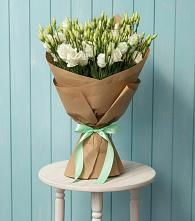 Букет цветов из:  Лизиантусы в Карагайлинском