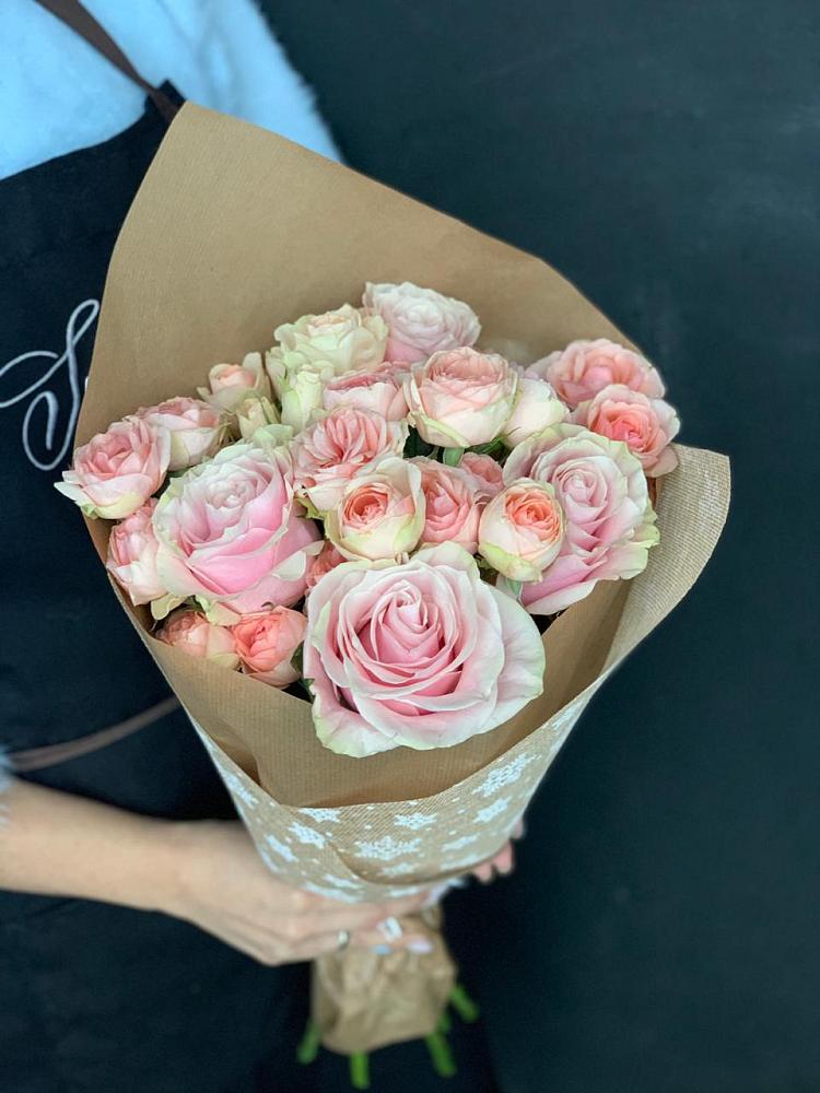 Букет цветов из: Хризантемы и Розы в Карагайлинском