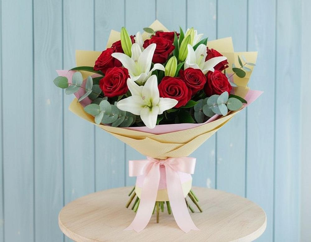 Букет цветов из: Лилии и Розы в Карагайлинском